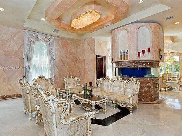 Продажа дома по адресу 21579 Cartagena Dr - фото 7453379