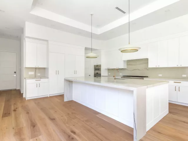 Продажа дома по адресу 261 Rutland Boulevard - фото 8882487