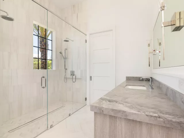 Продажа дома по адресу 261 Rutland Boulevard - фото 8882490