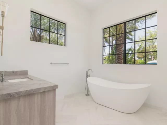 Продажа дома по адресу 261 Rutland Boulevard - фото 8882491