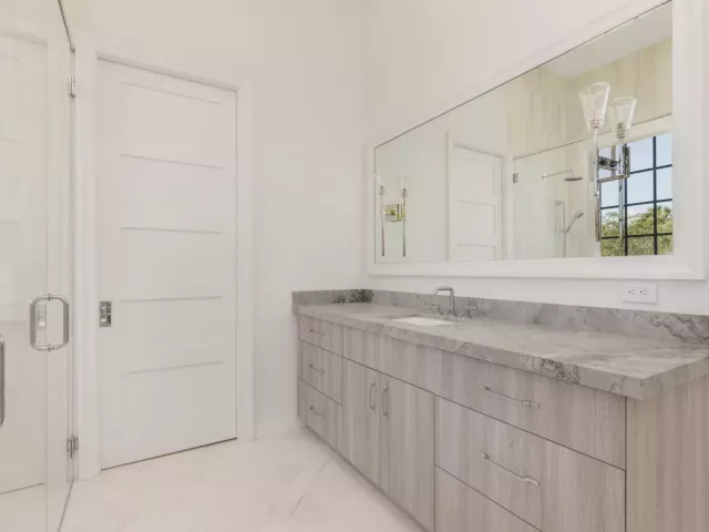 Продажа дома по адресу 261 Rutland Boulevard - фото 8882492
