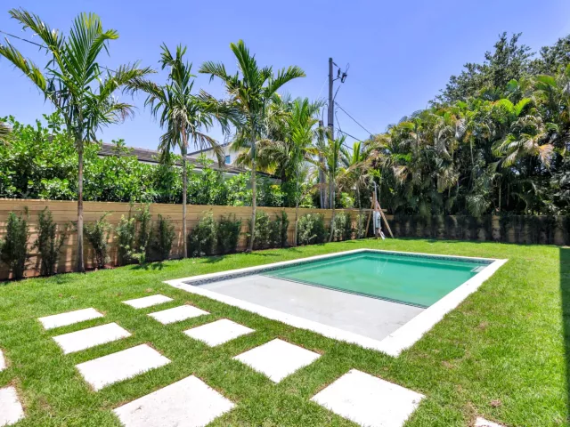 Продажа дома по адресу 261 Rutland Boulevard - фото 8882495
