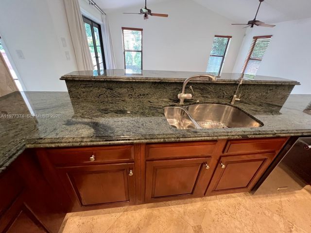 Дом в аренду по адресу 6083 Vista Linda Ln 6083 - фото 7453306