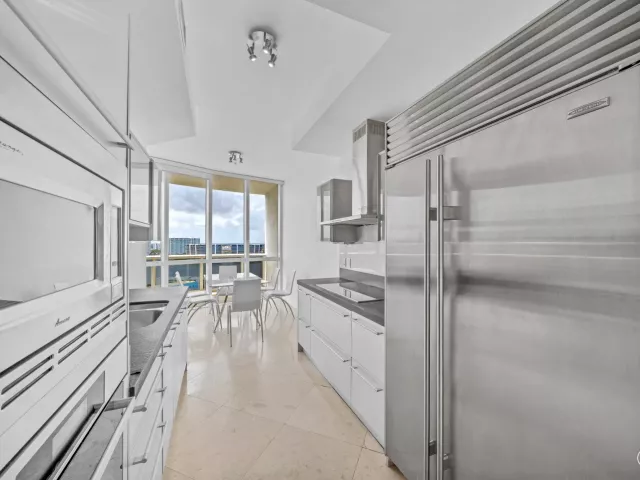 Продажа квартиры #3301a - фото 8978838