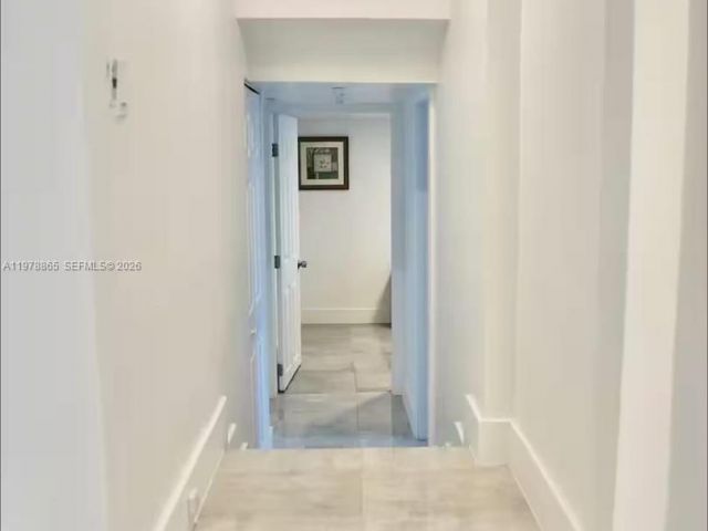 Продажа дома по адресу 1904 SW 28th St - фото 7483011