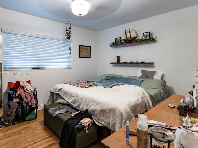 Продажа дома по адресу 2710 SW 28th Ct - фото 7520907