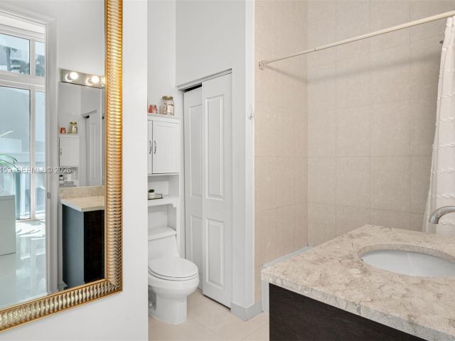 Продажа квартиры #501 - фото 7494959