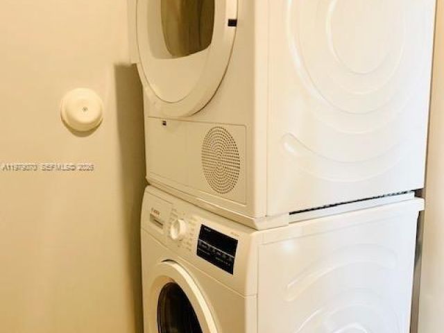 Продажа дома по адресу 619 Meridian Ave 4 - фото 7468644