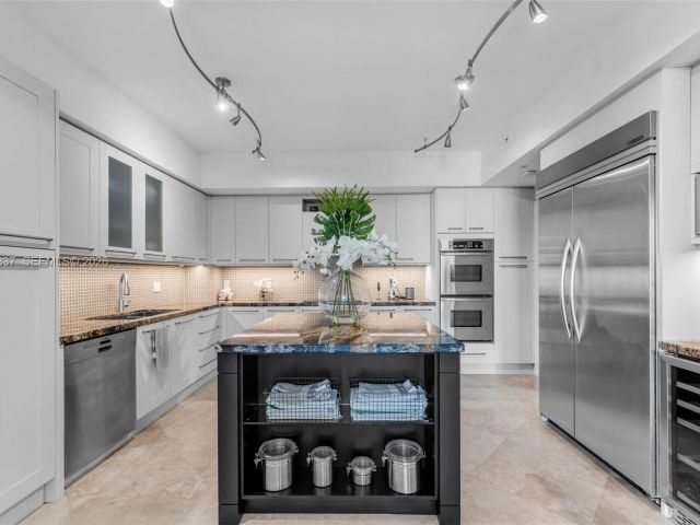 Продажа квартиры #2505 - фото 7500531