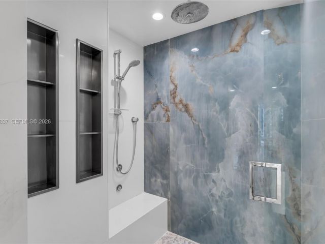 Продажа квартиры #2505 - фото 7500540