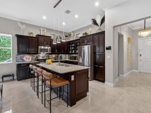 Продажа дома по адресу 14929 SW 176th Ter - фото 7493683