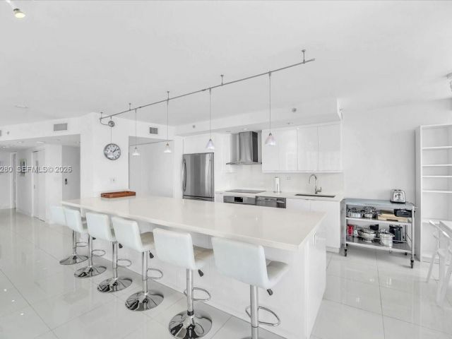 Продажа квартиры #1910 - фото 7510462