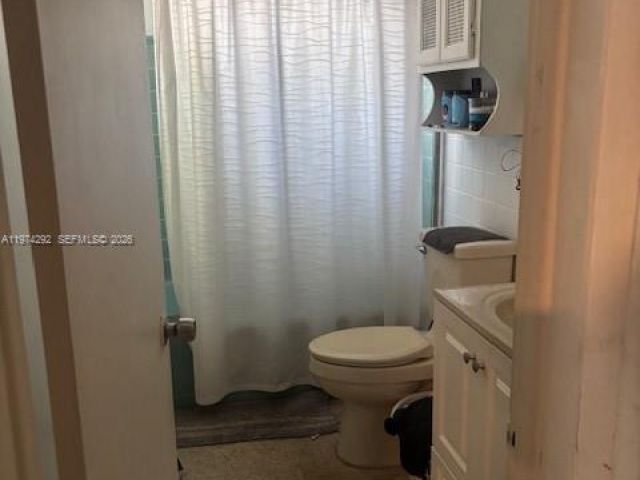 Продажа дома по адресу 15 NE 130th St - фото 7475583