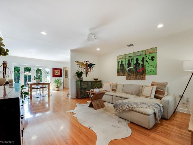 Продажа дома по адресу 424 Sansovino Ave - фото 7470763