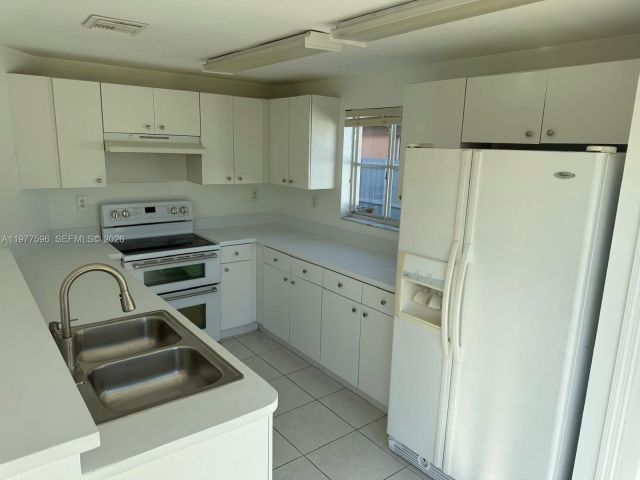 Продажа дома по адресу 11276 SW 245th St - фото 7459774