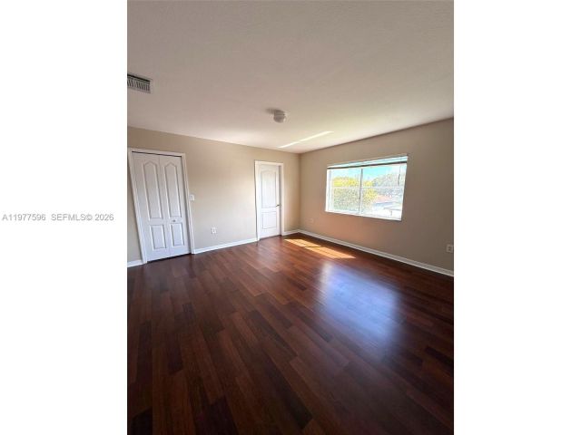 Продажа дома по адресу 11276 SW 245th St - фото 7459779