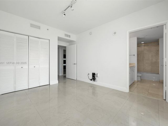 Продажа квартиры #932 - фото 7505398