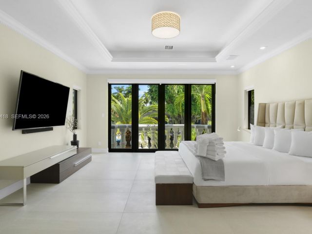 Дом в аренду по адресу 168 Fiesta Way - фото 7483054