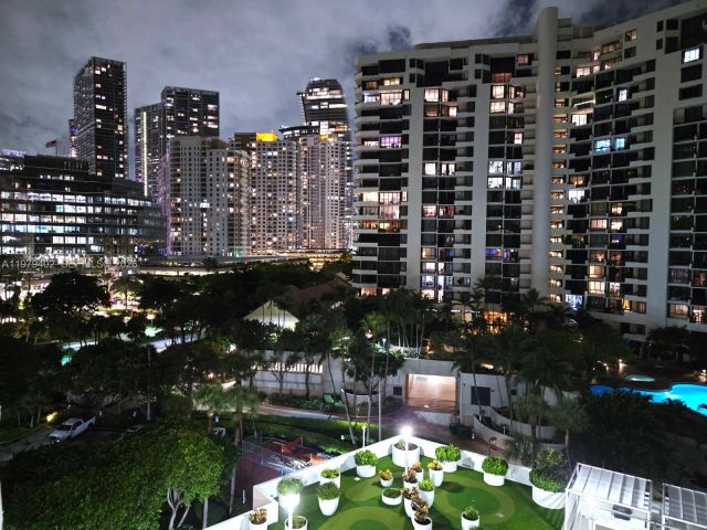 Квартира в аренду номер911 - фото 7479048