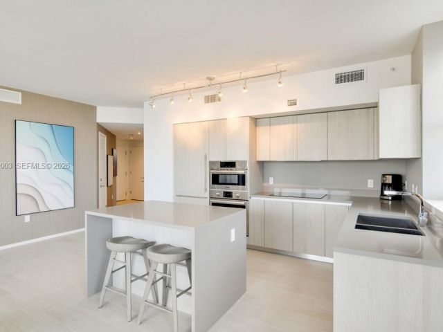 Продажа квартиры #R1402 - фото 7512909