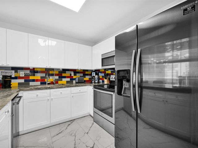 Продажа квартиры #1204 - фото 7524405