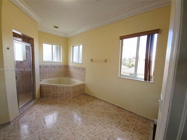 Продажа дома по адресу 2864 SW 138th Path - фото 7524527