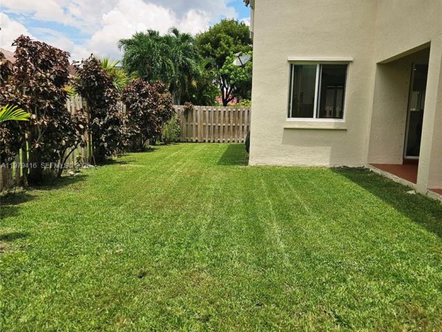 Продажа дома по адресу 2864 SW 138th Path - фото 7524531