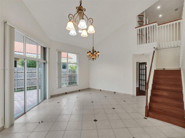 Дом в аренду по адресу 3745 Piccadilly St 114 - фото 7472177