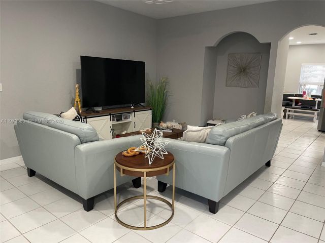 Дом в аренду по адресу 7234 Panache Way - фото 7453313