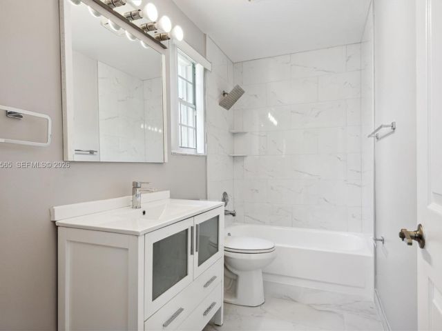 Дом в аренду по адресу 7234 Panache Way - фото 7453324