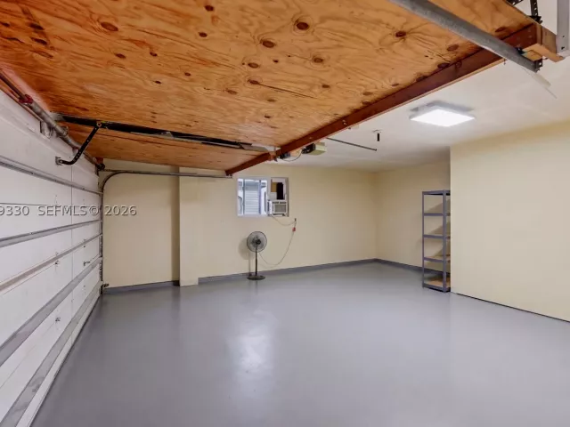 Продажа дома по адресу 1101 NW 86th Ter - фото 9092166