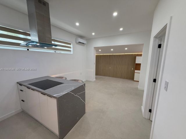 Дом в аренду по адресу 401 NW 131st St 401 - фото 7475547