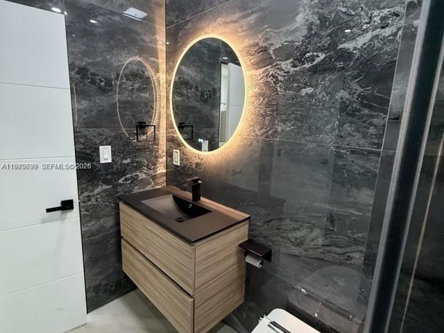 Дом в аренду по адресу 401 NW 131st St 401 - фото 7475560