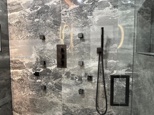 Дом в аренду по адресу 401 NW 131st St 401 - фото 7475562