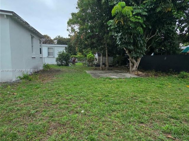 Продажа дома по адресу 911 NW 45th St - фото 7517766