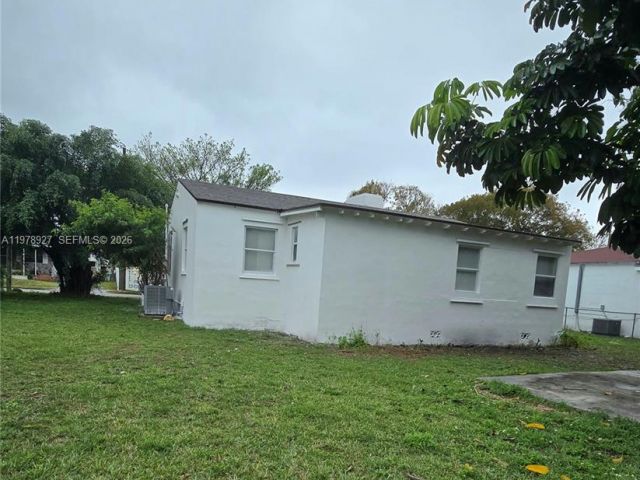 Продажа дома по адресу 911 NW 45th St - фото 7517767