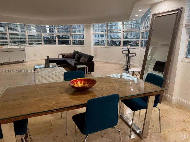 Квартира в аренду номер470 - фото 7476861