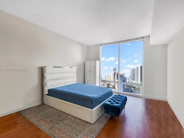 Квартира в аренду номер714 - фото 7501037