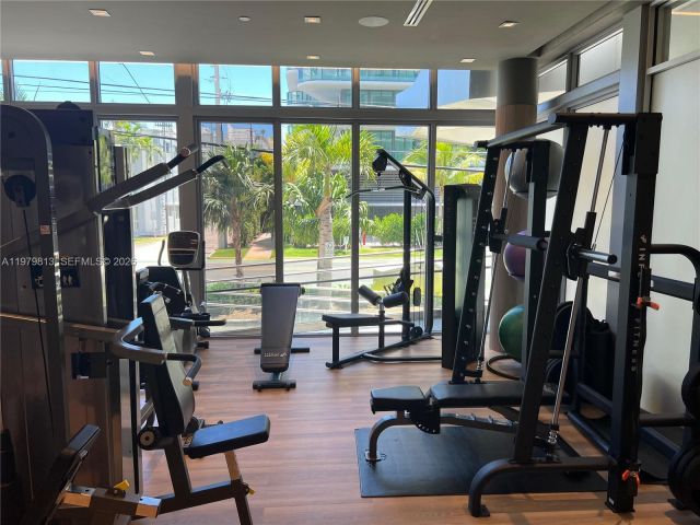 Продажа квартиры # - фото 7514137