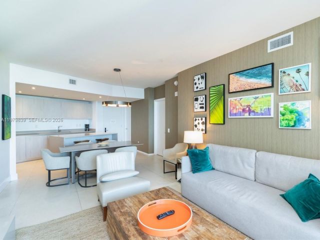 Продажа квартиры #1206 - фото 7512360