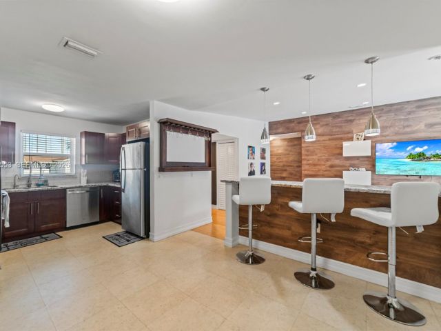 Продажа дома по адресу 13000 SW 260th Ter - фото 7459876