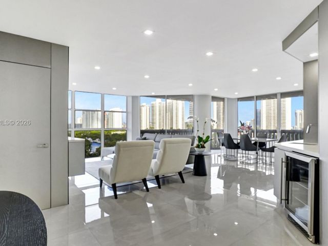 Продажа квартиры #1004 - фото 7487613