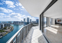 Квартира #PH4A