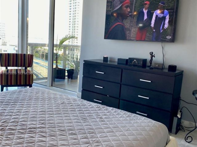 Продажа квартиры #1408 - фото 7516441