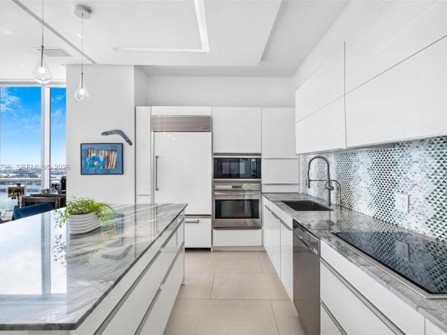 Продажа квартиры #2510 - фото 7494889