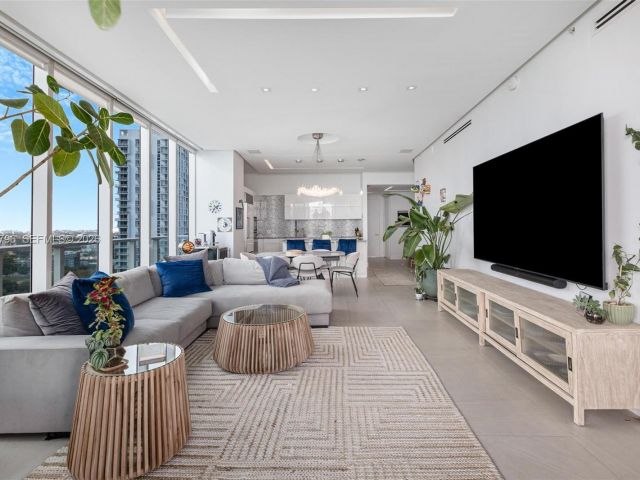 Продажа квартиры #2510 - фото 7494895