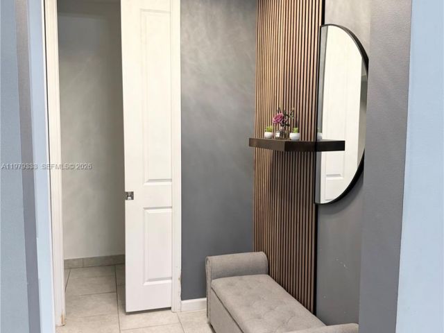 Дом в аренду по адресу 445 NW 36th Ave - фото 7478505