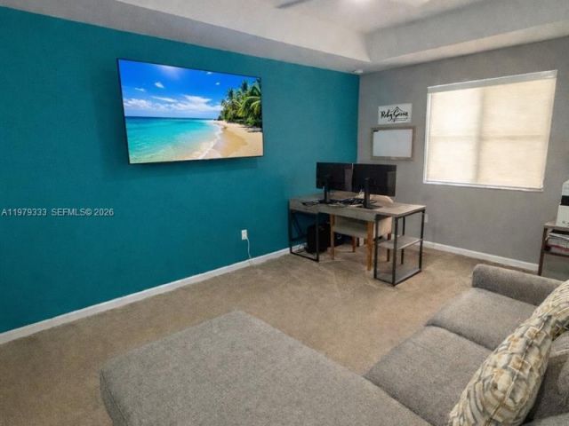 Дом в аренду по адресу 445 NW 36th Ave - фото 7478511