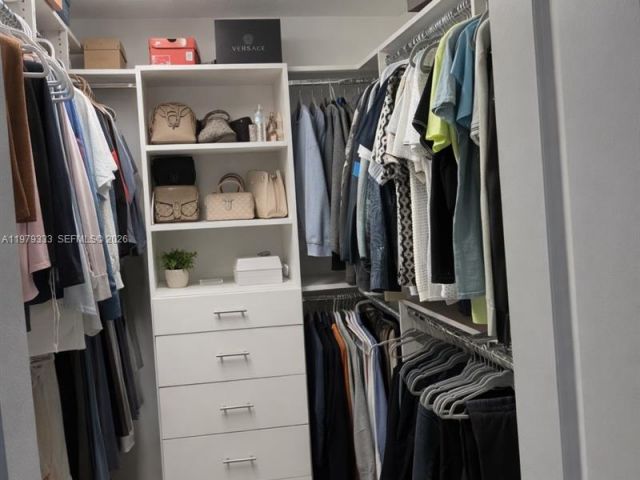 Дом в аренду по адресу 445 NW 36th Ave - фото 7478515