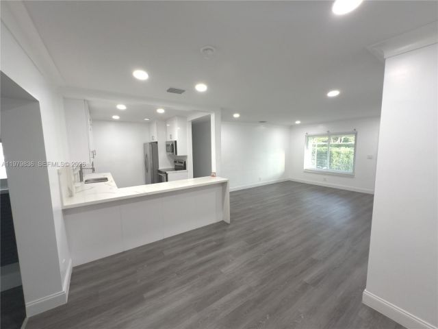 Дом в аренду по адресу 1403 Adams St 1403 - фото 7473483